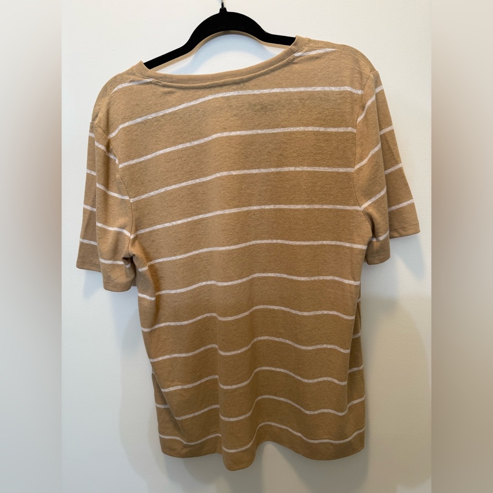 Banana Republic Short Sleeve Shirt in Tan and‎ White Stripe - Size L - Picture 6 of 9